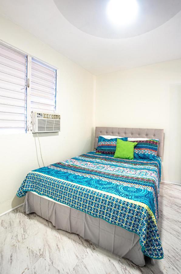 2A - Welcoming Apt Near Crashboat Beach 아과디야 외부 사진