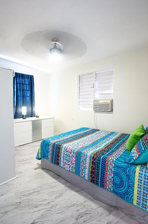 2A - Welcoming Apt Near Crashboat Beach 아과디야 외부 사진