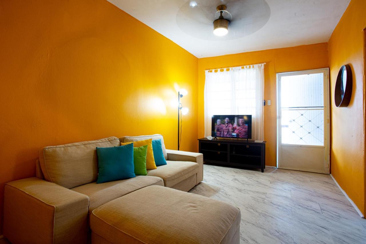 2A - Welcoming Apt Near Crashboat Beach 아과디야 외부 사진